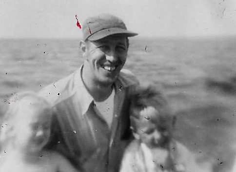 LaFon Art and me in boat 001