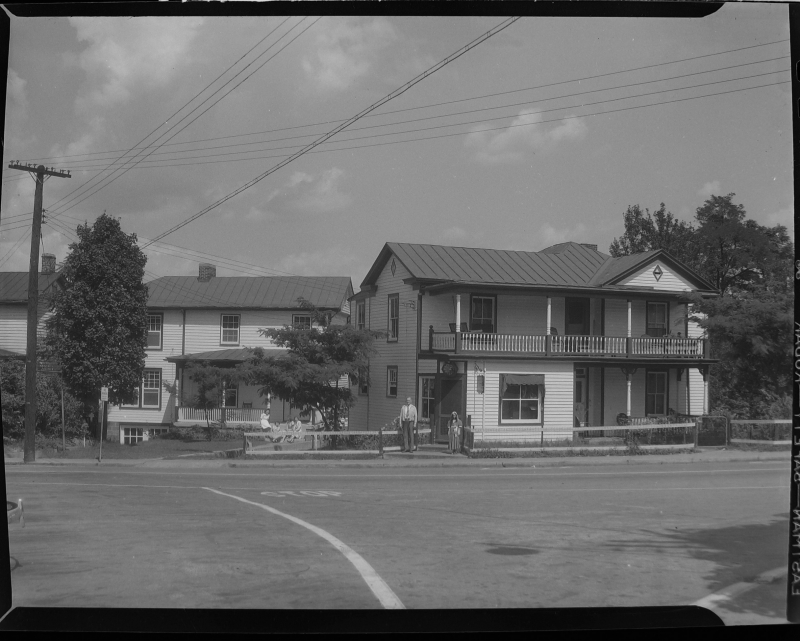 Phillips, Oscar S, home at 56 Federal Street, Lynchburg VA